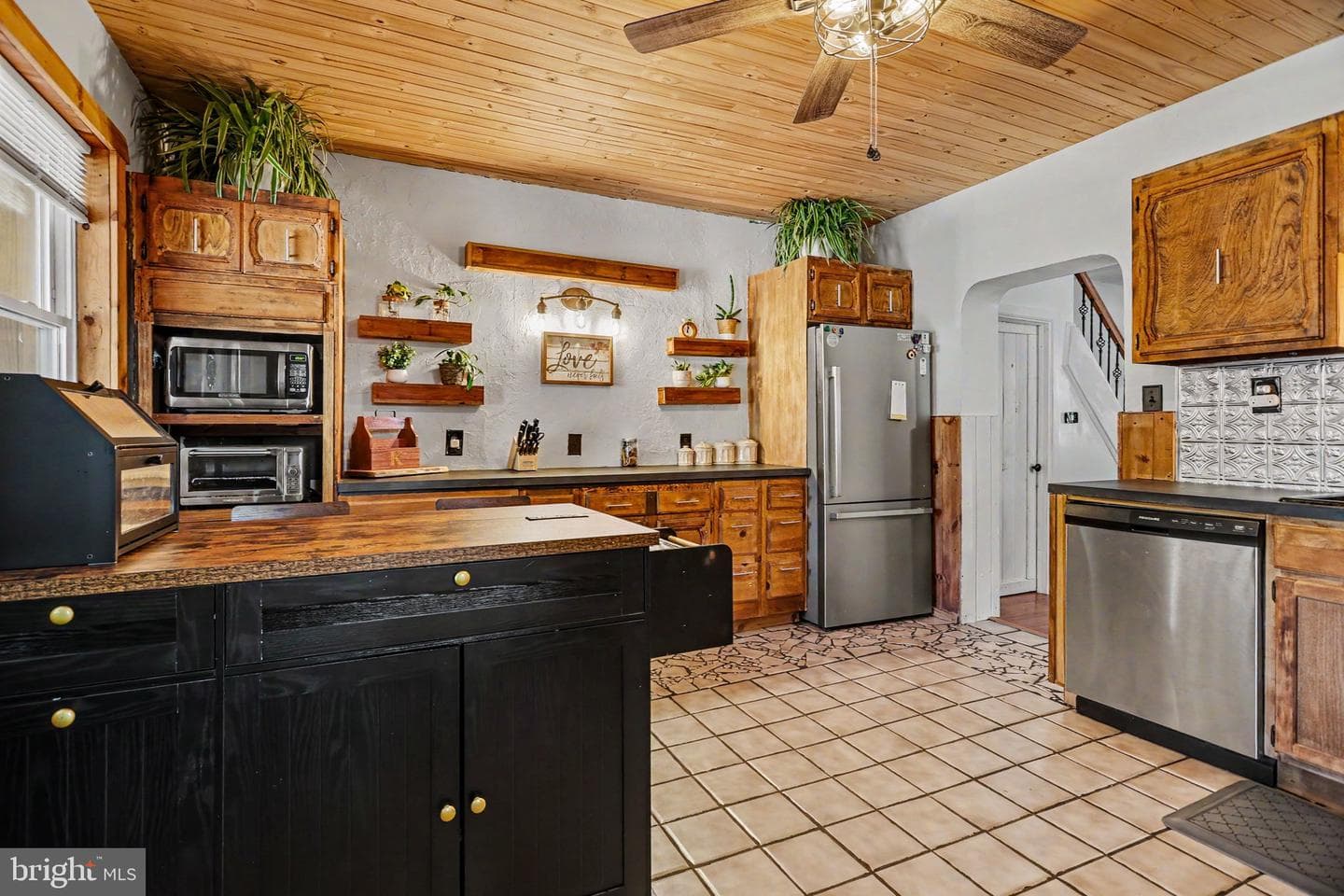 450 Manor Street photo 5
