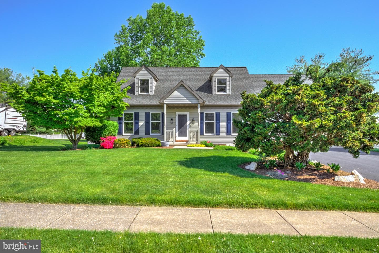 706 Rosemont Drive photo 1