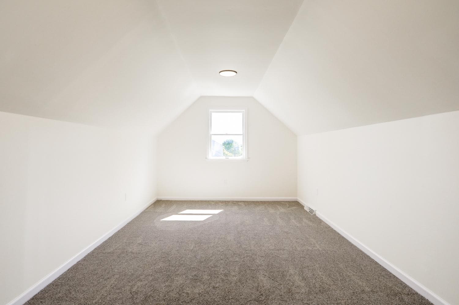 706 Rosemont Drive photo 37