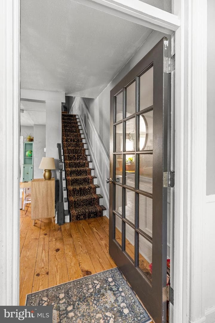 322 New Holland Avenue photo 4