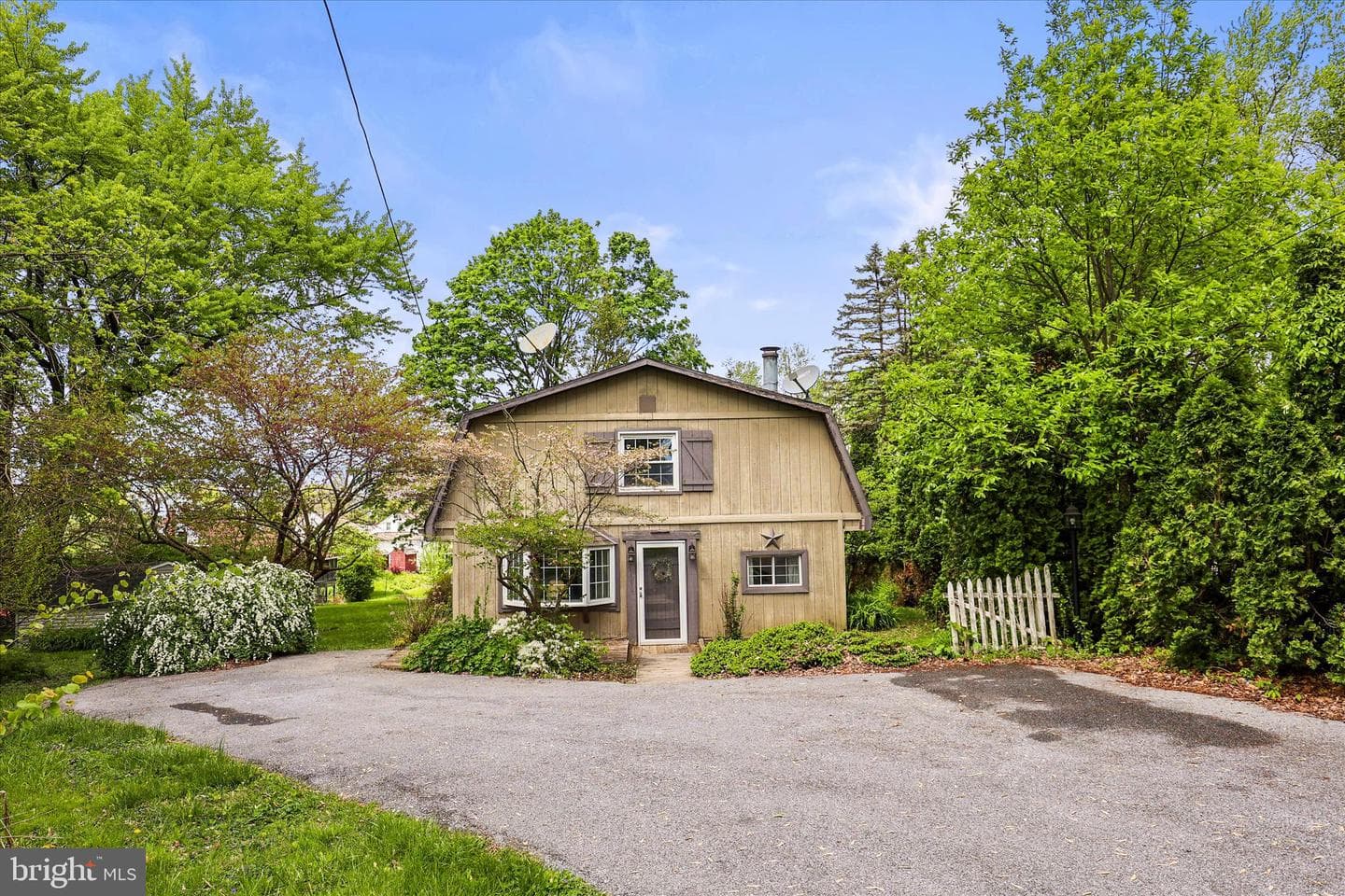 2963 Spring Valley Rd, Lancaster