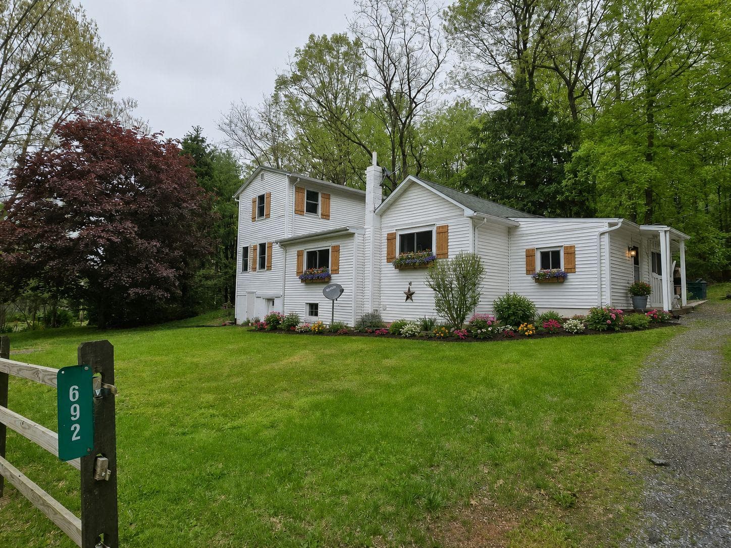 692 Cassell Road photo 29