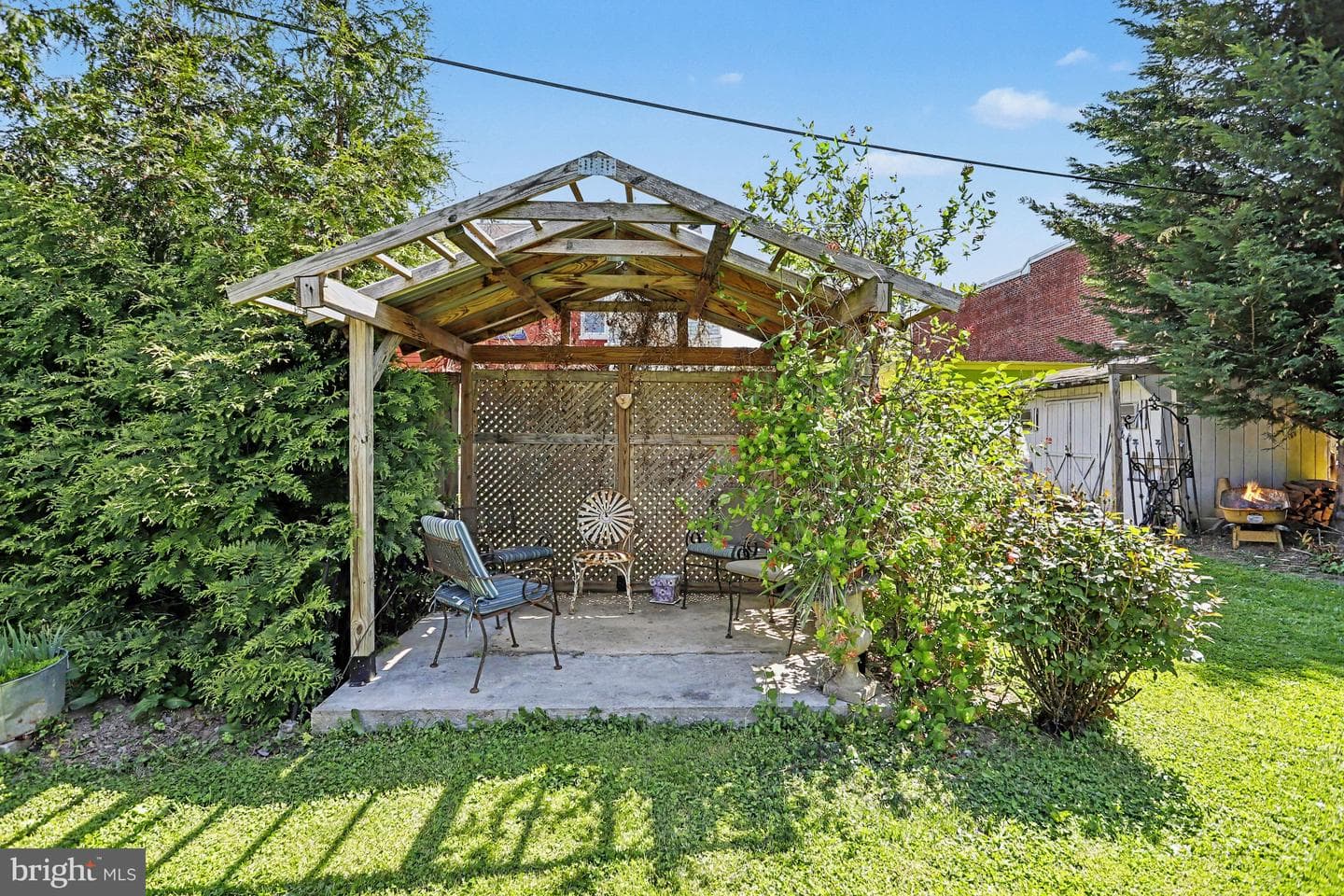425 N Queen Street photo 50