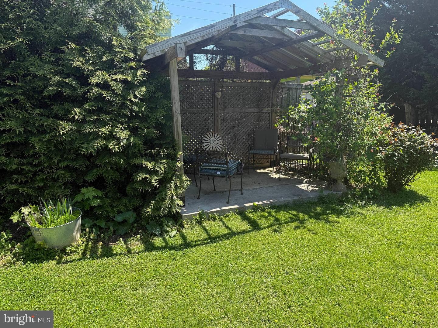 425 N Queen Street photo 62