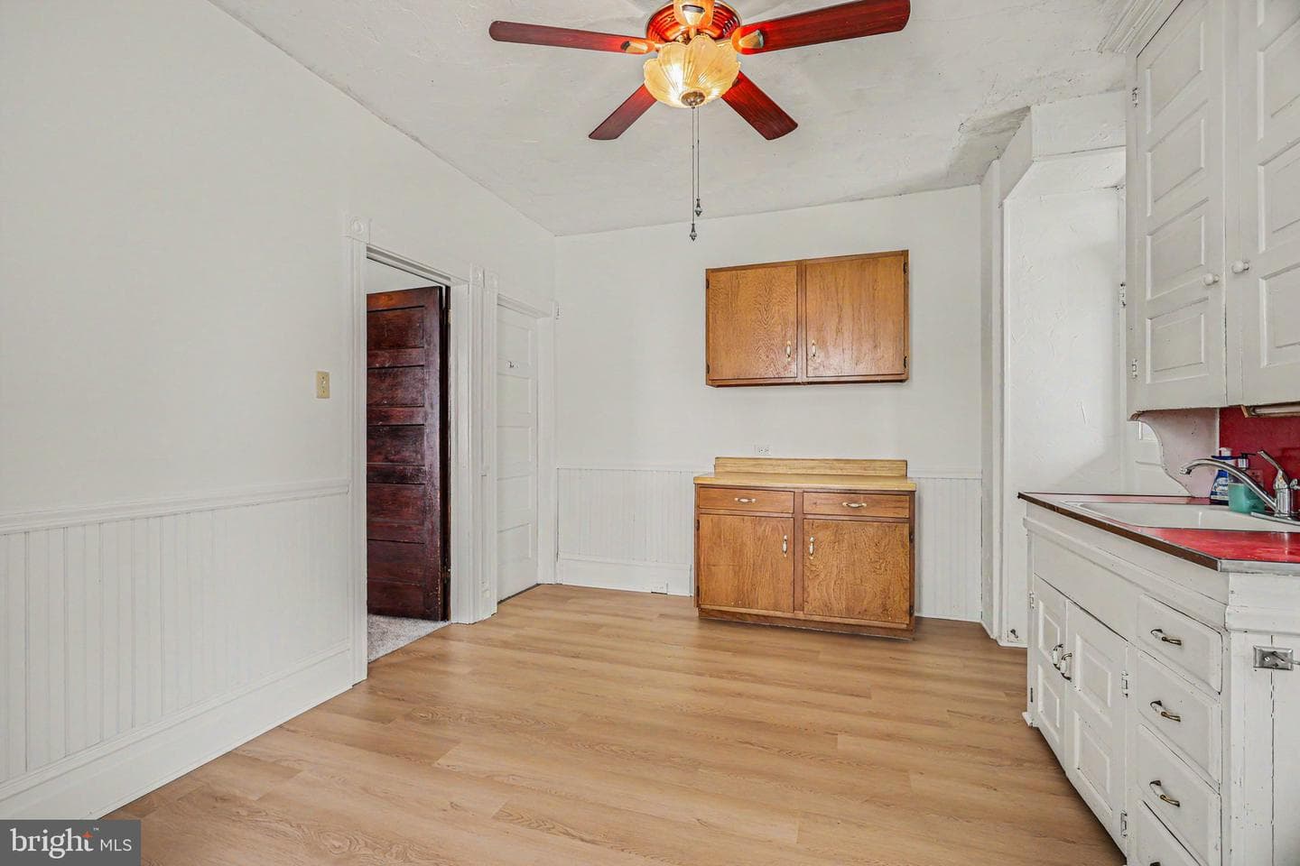 122 S Cedar Street photo 10