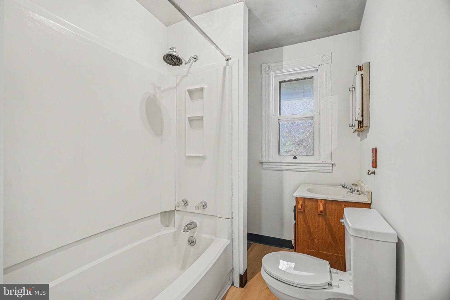 122 S Cedar Street photo 17