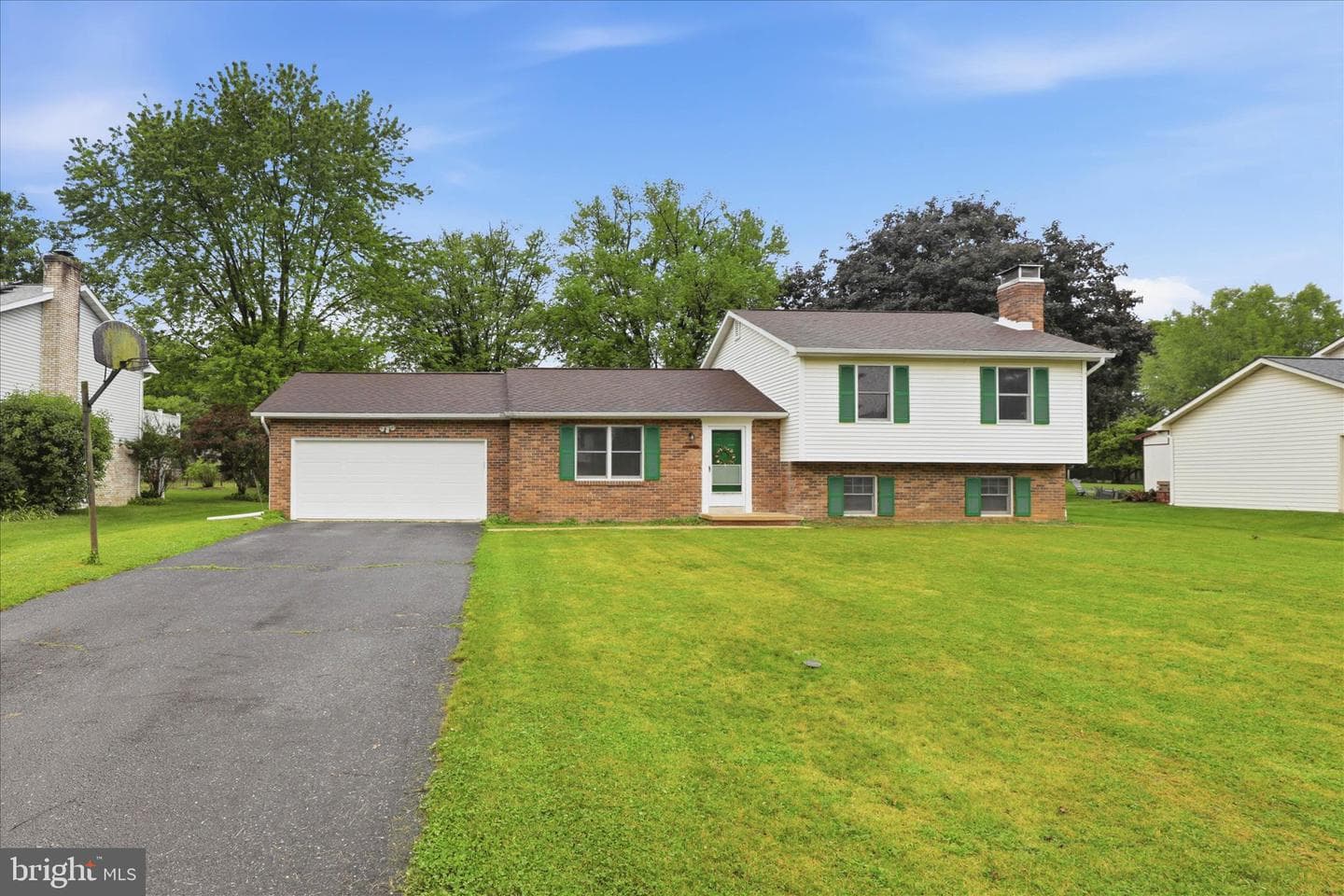 3137 Woodridge Drive photo 3