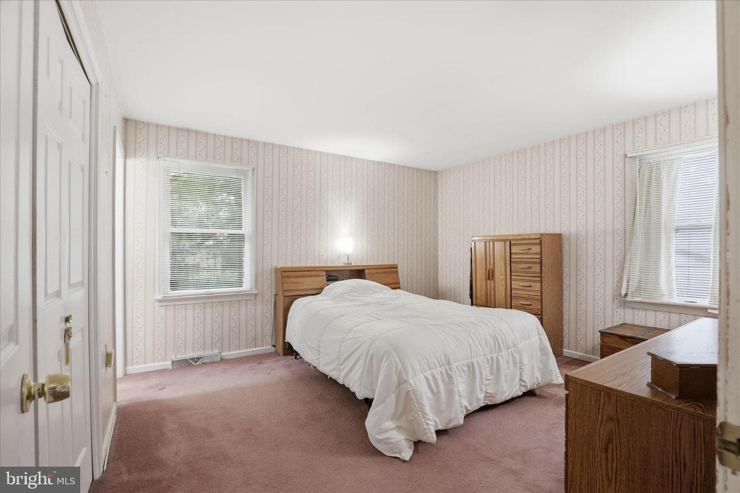 3137 Woodridge Drive photo 32