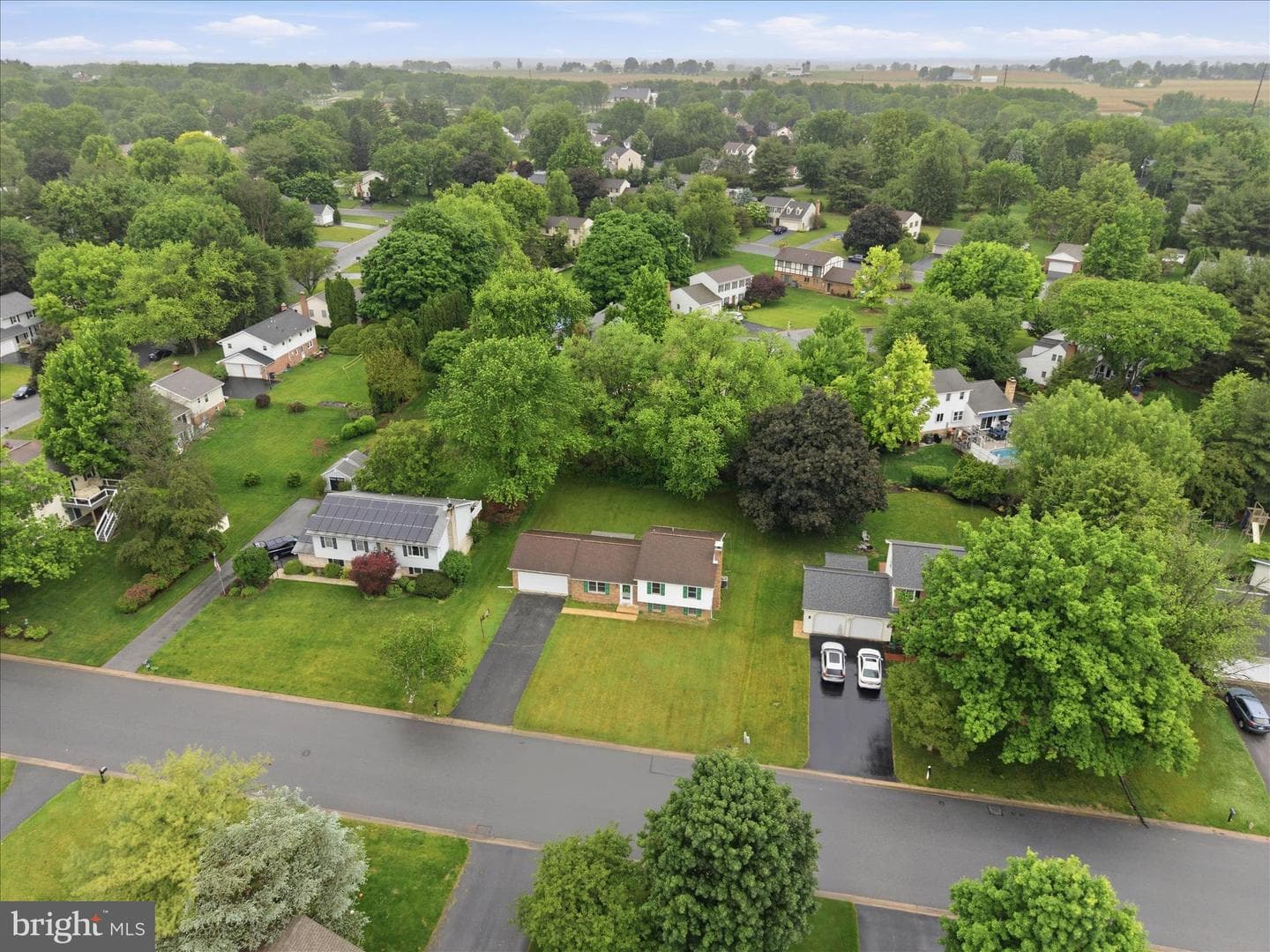 3137 Woodridge Drive photo 8