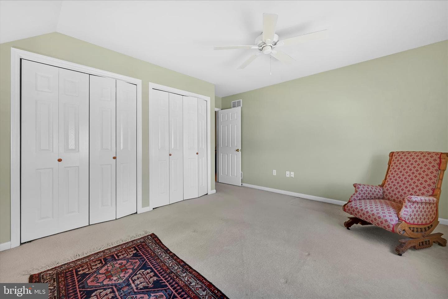 13 Spring Hill Lane photo 25