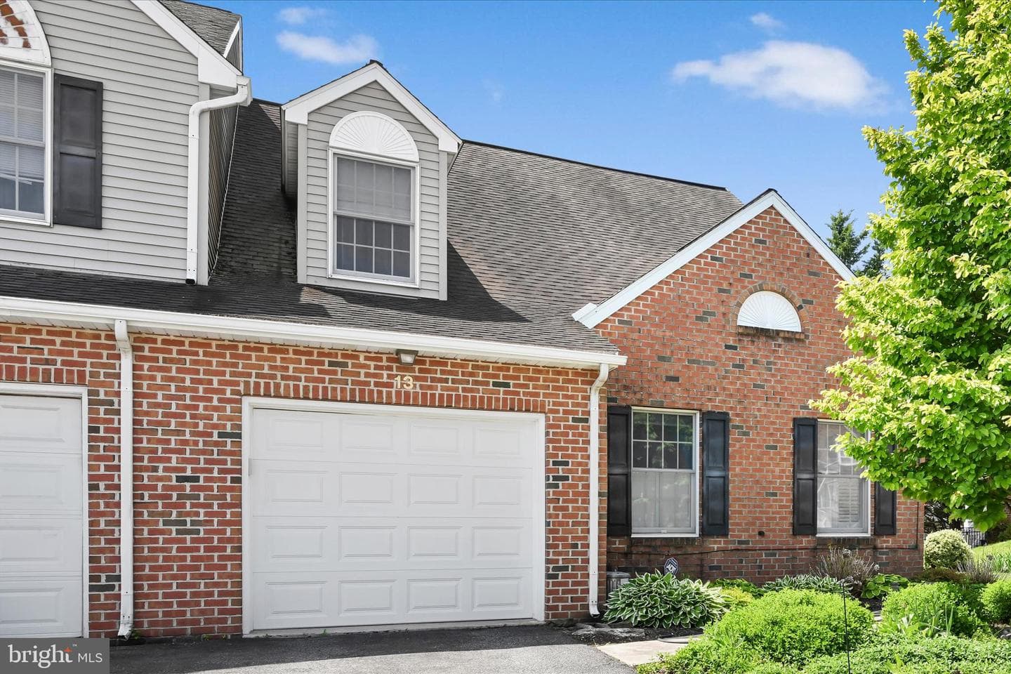13 Spring Hill Lane photo 4