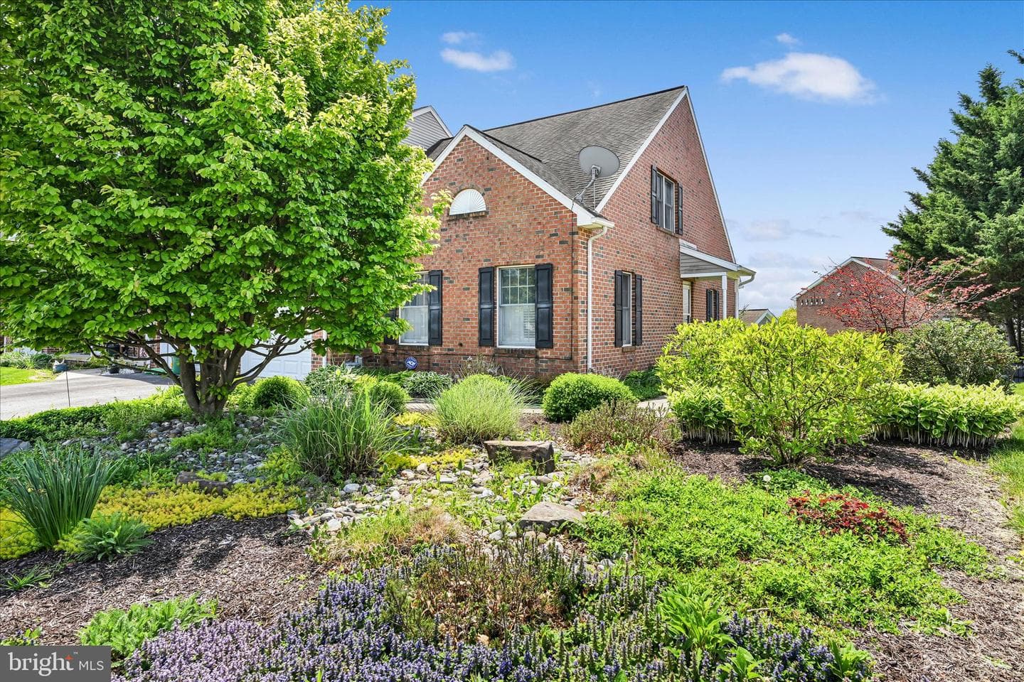 13 Spring Hill Lane photo 6