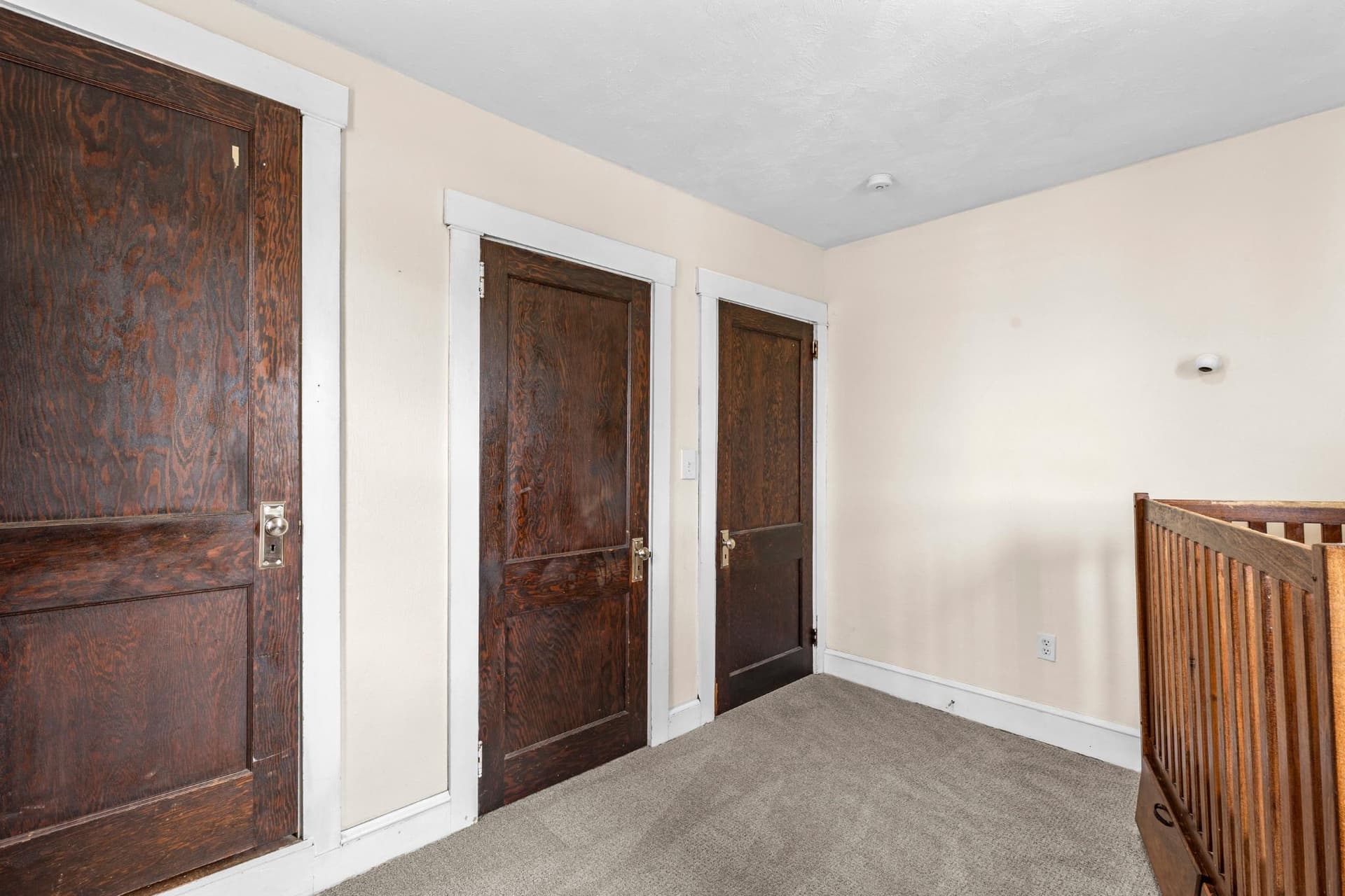 250 E Jackson Street photo 21