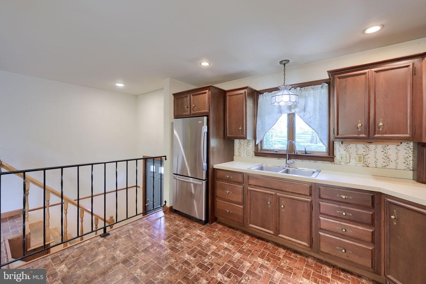 242 Skyview Lane photo 18