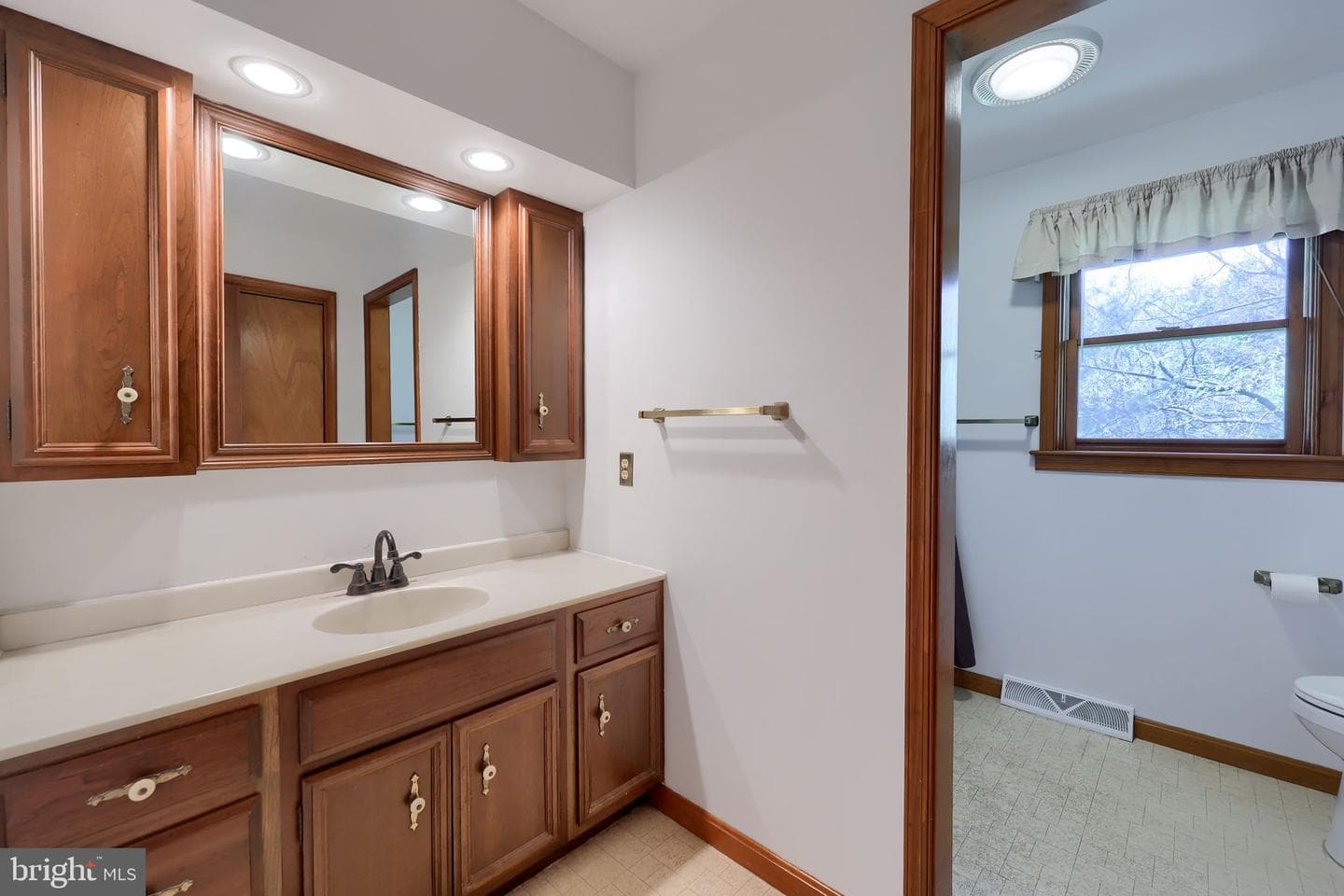 242 Skyview Lane photo 26