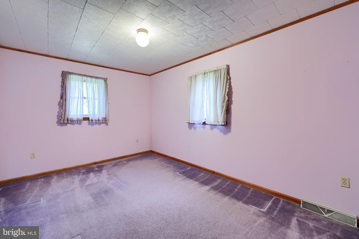242 Skyview Lane photo 36