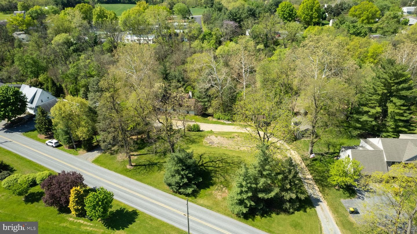 242 Skyview Lane photo 8