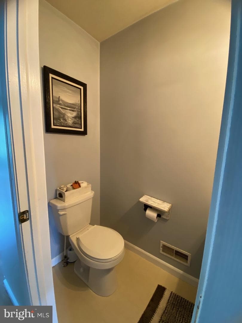 237 Meadow Lane photo 8