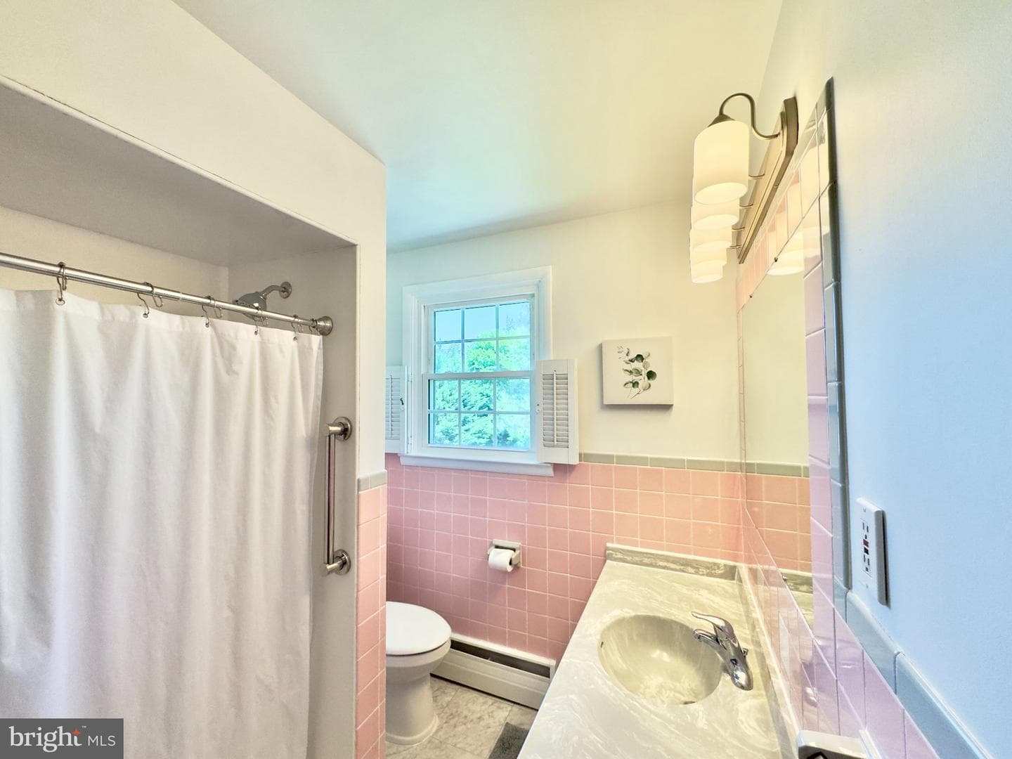 16 Frederick Avenue photo 9