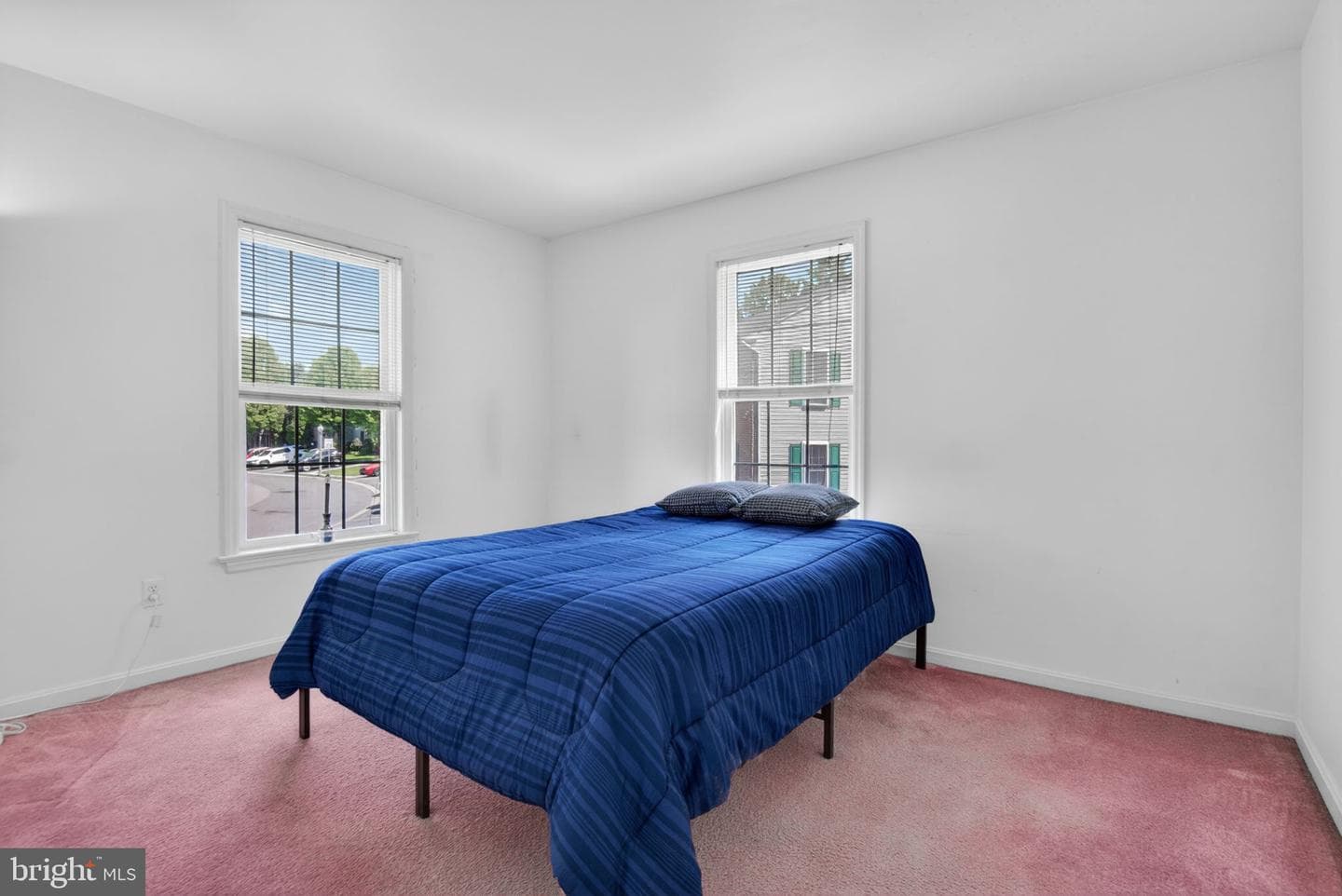 40 Battens Circle photo 18