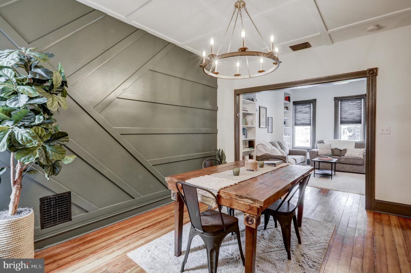 446 N Market Street photo 11
