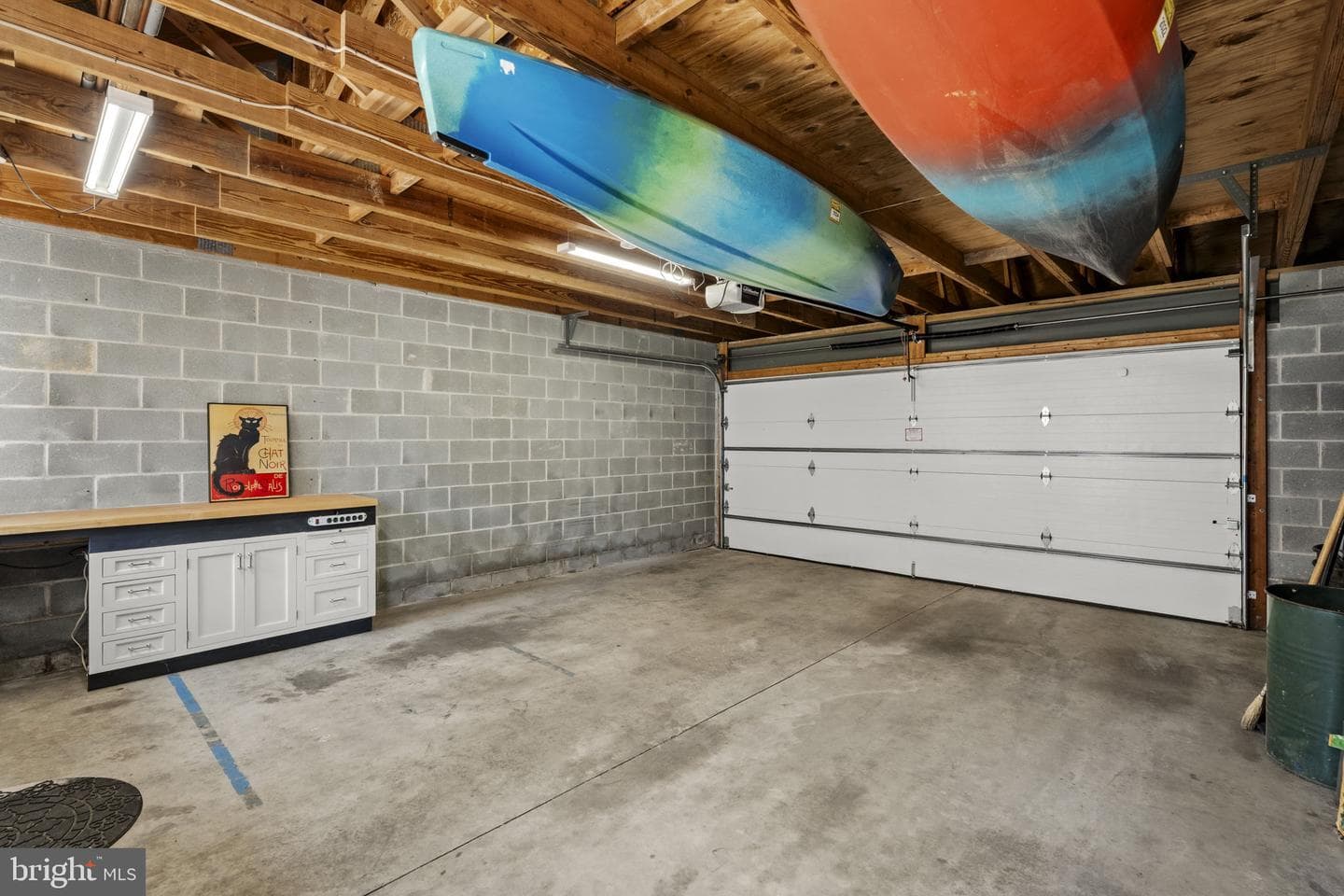 437 W Walnut Street photo 51