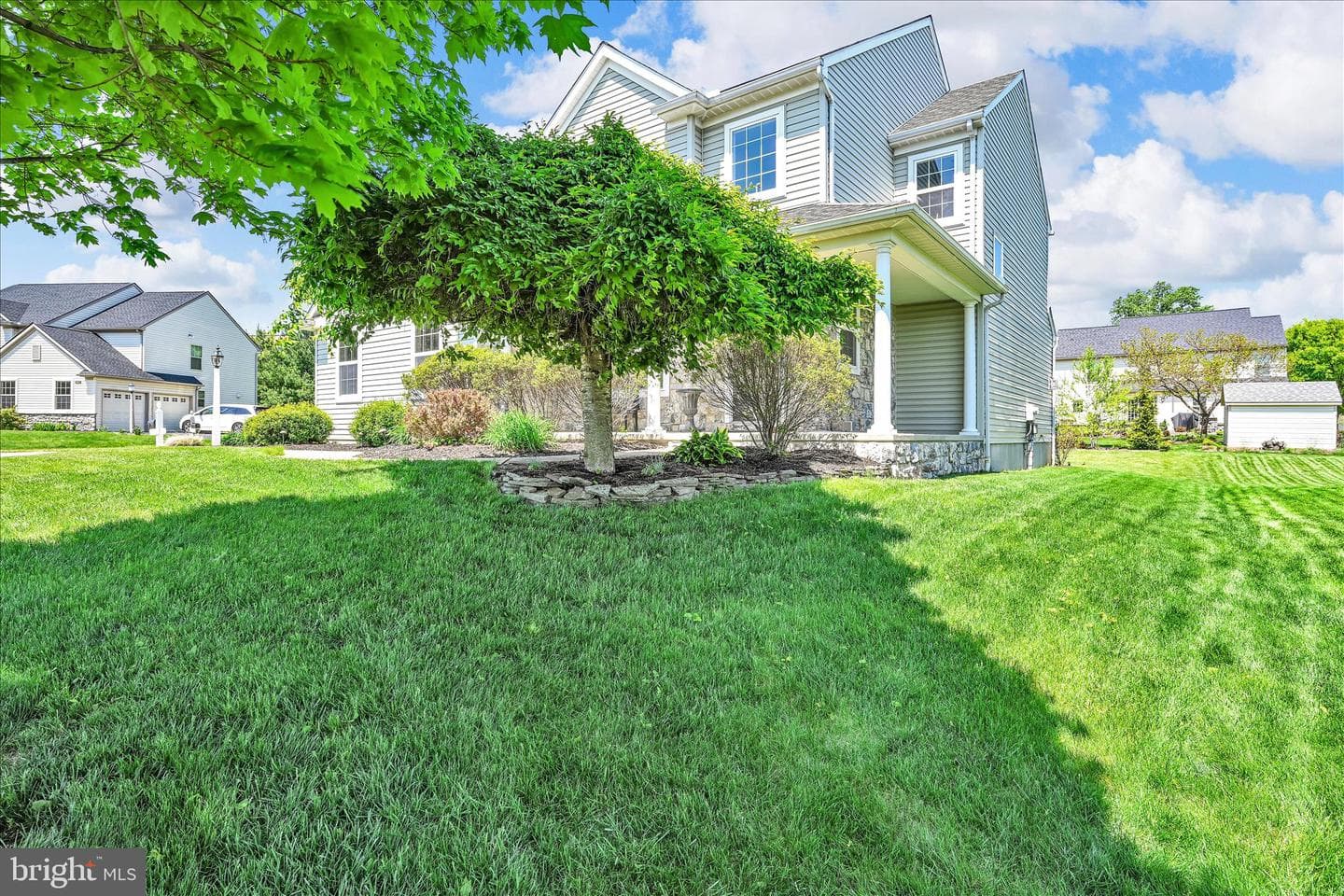 481 Wissler Way photo 3