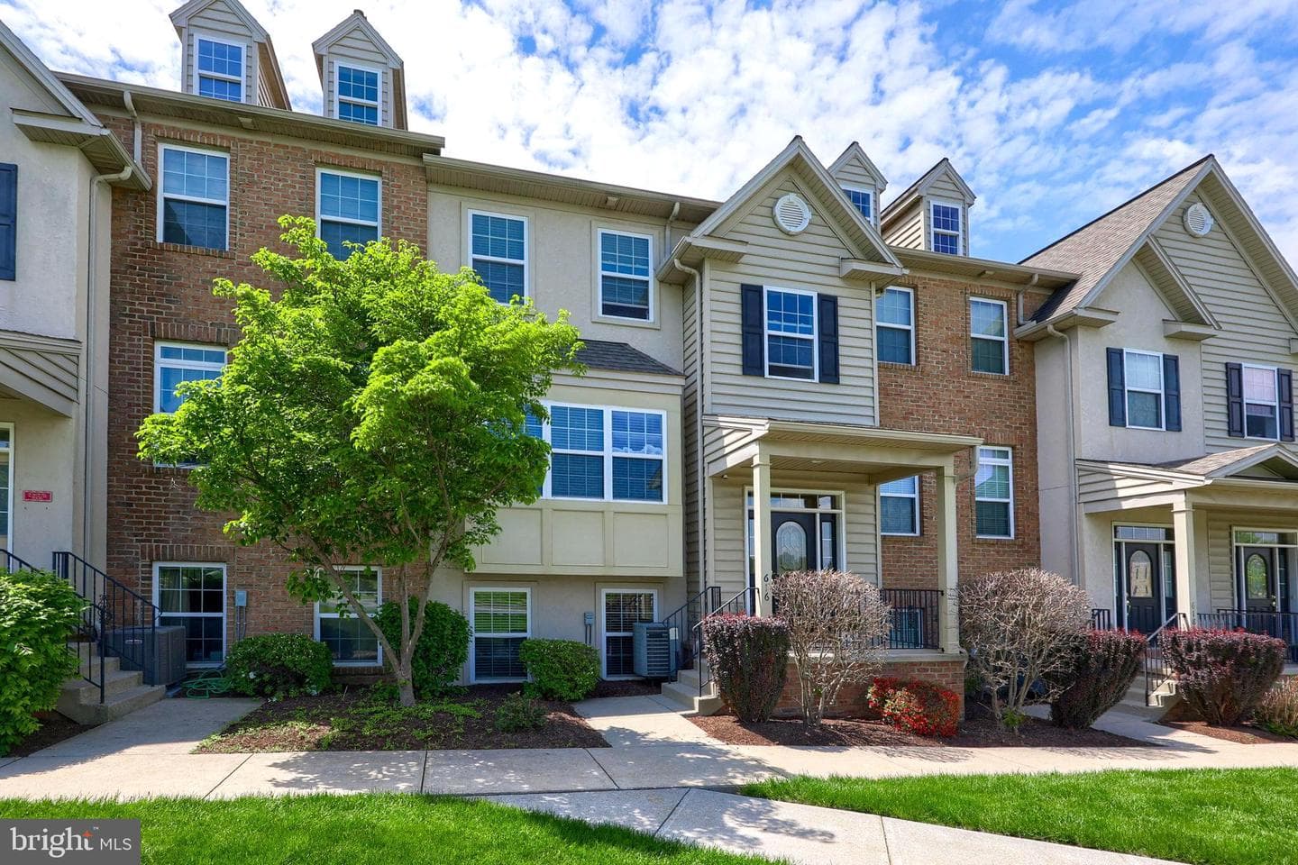 616 Petersburg Road, Lancaster