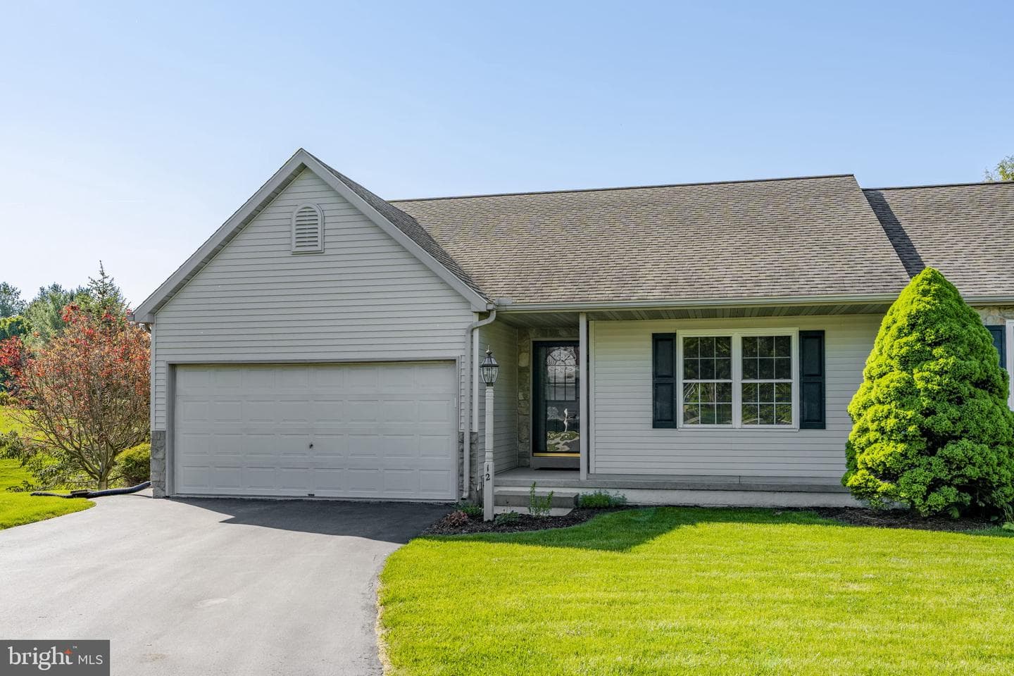 12 Pebble Creek Drive