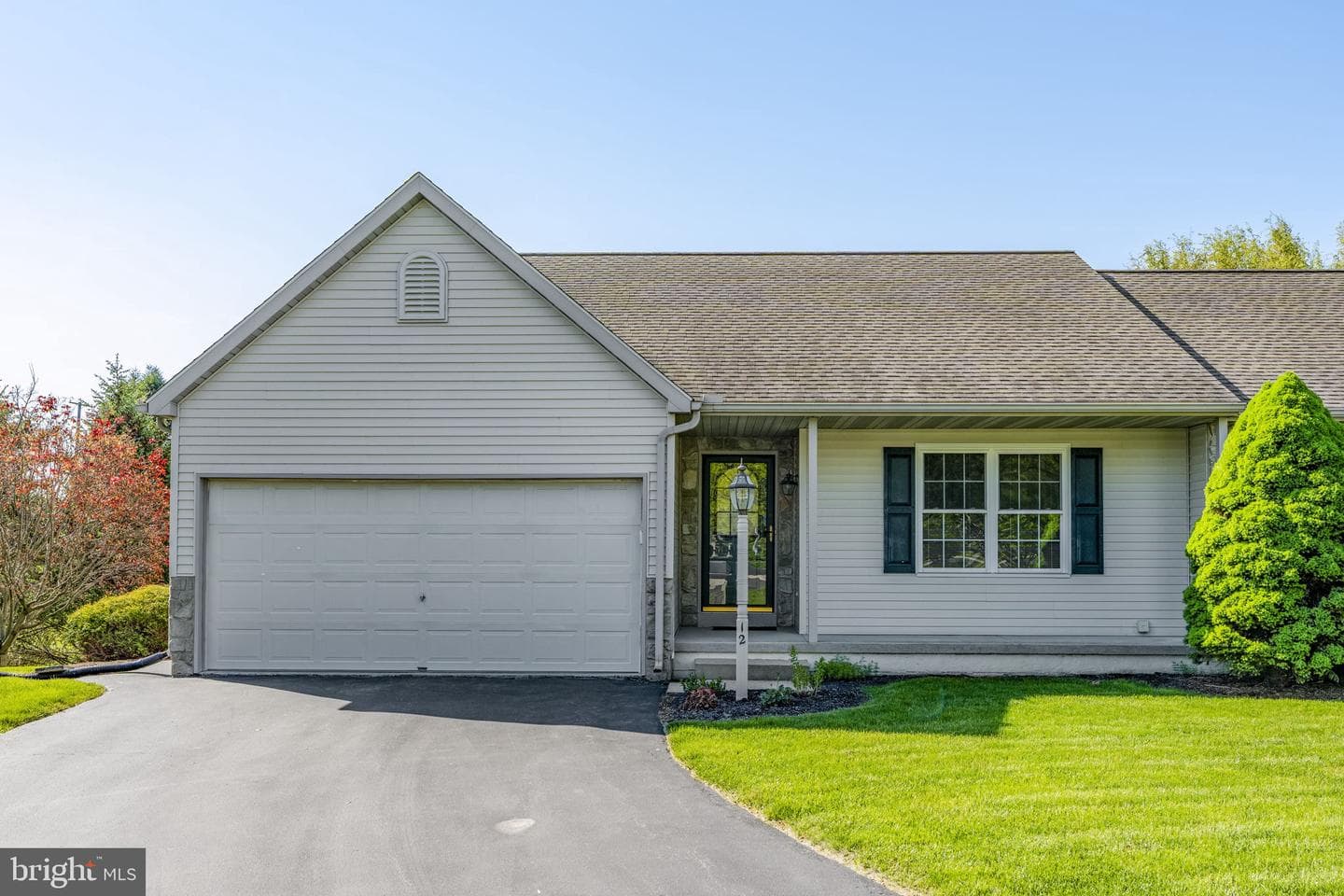 12 Pebble Creek Drive photo 2