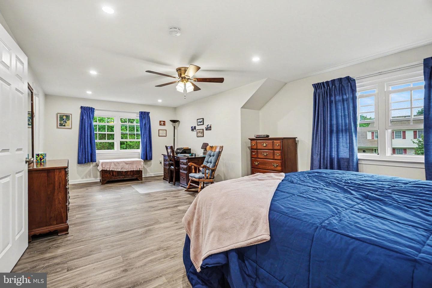 275 Hiestand Court photo 18