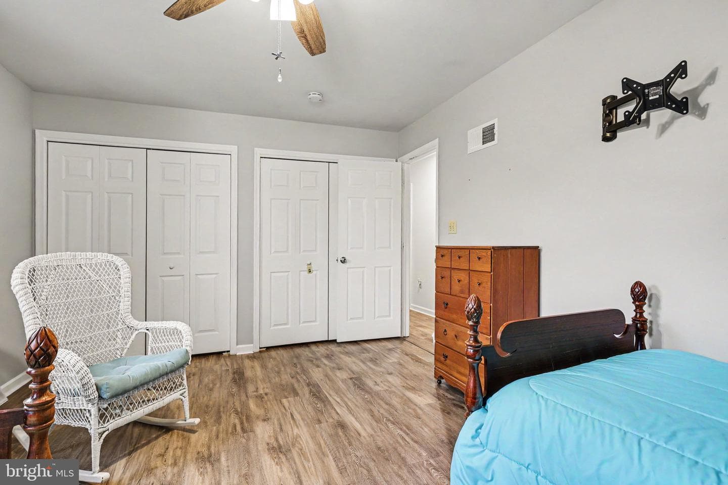 275 Hiestand Court photo 25