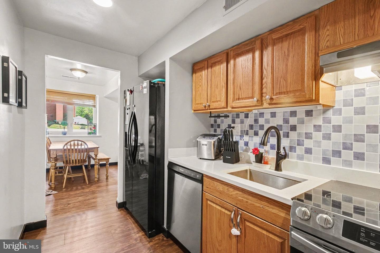 25 Beechtree Lane photo 7