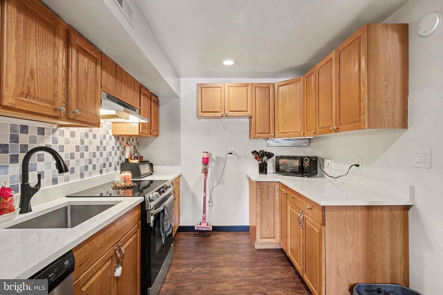 25 Beechtree Lane photo 8