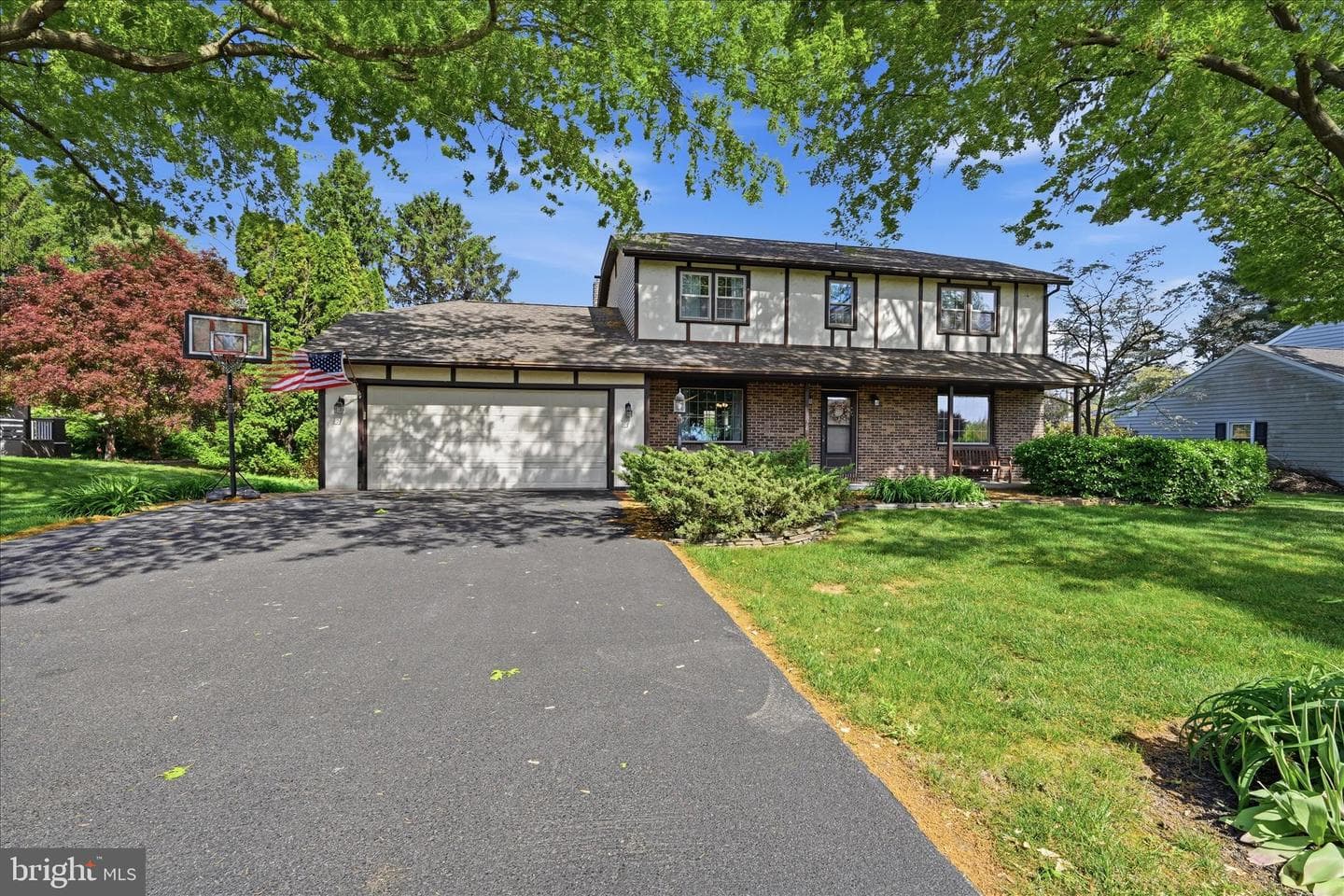 1828 N Eden Road photo 3