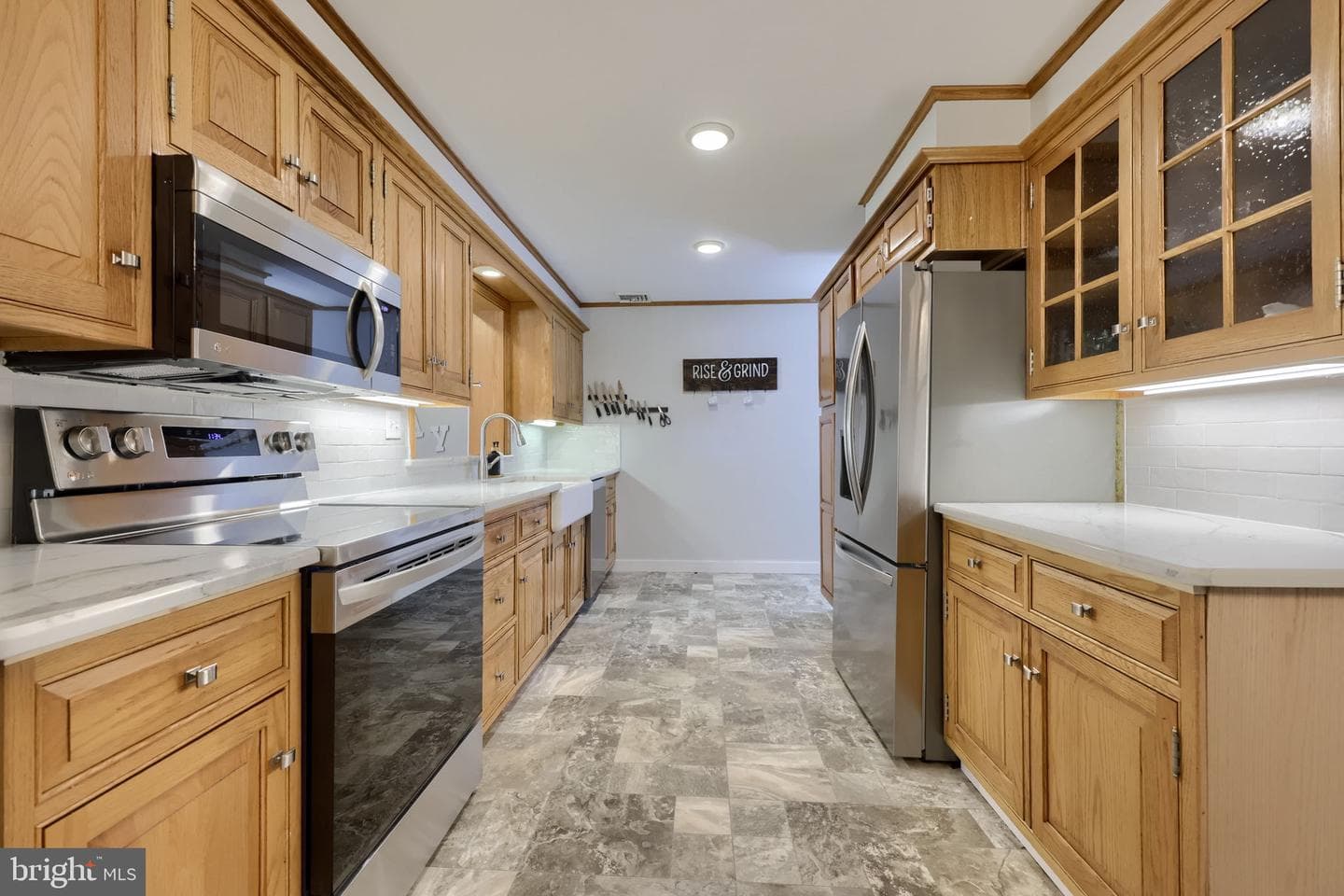1717 Wilson Avenue photo 12