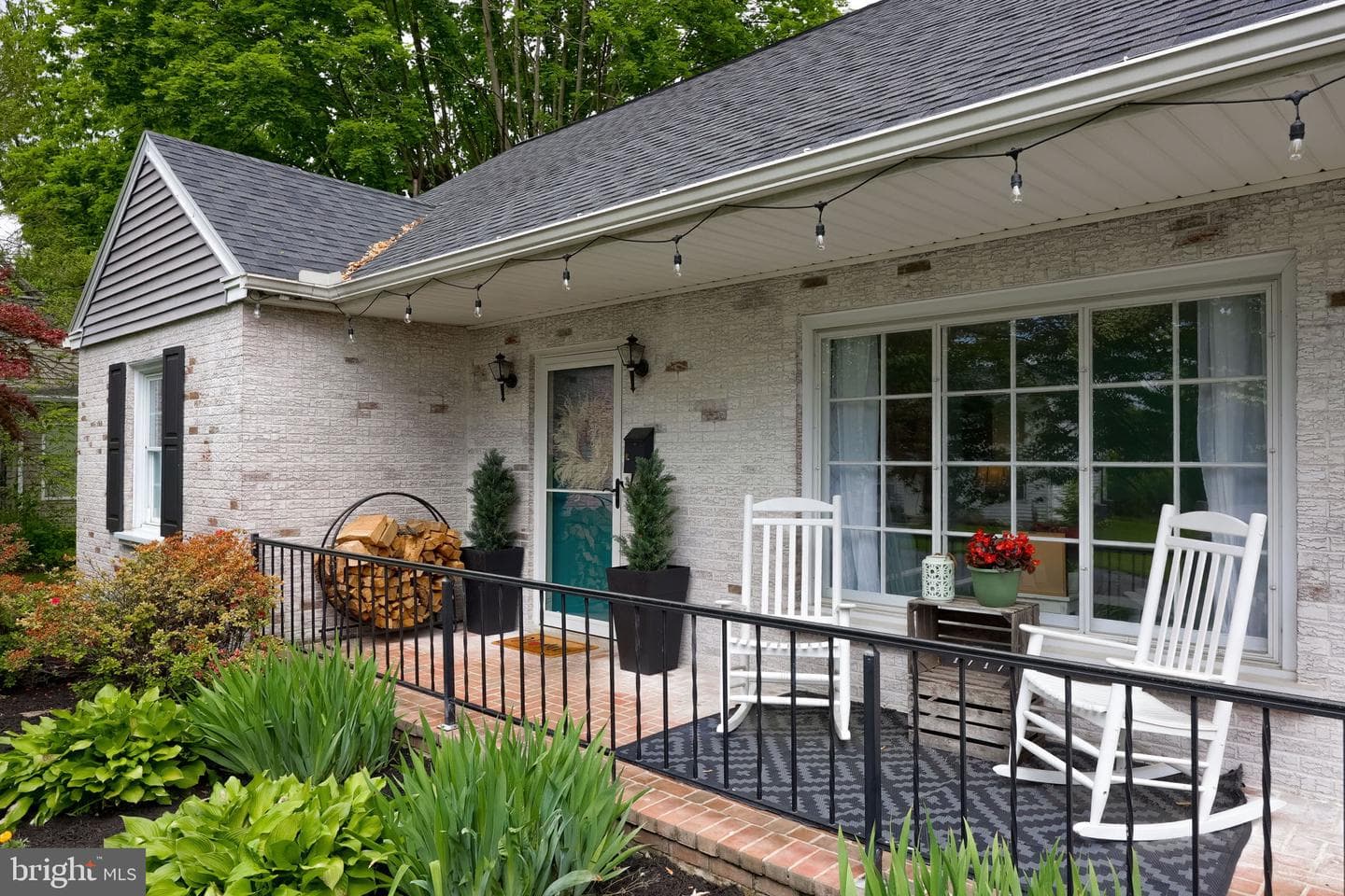 1717 Wilson Avenue photo 2