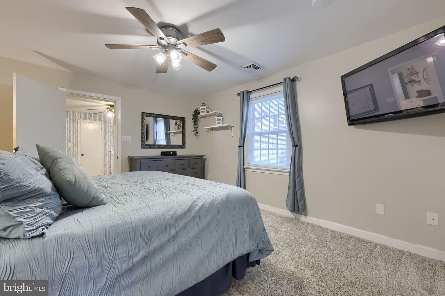 1717 Wilson Avenue photo 22