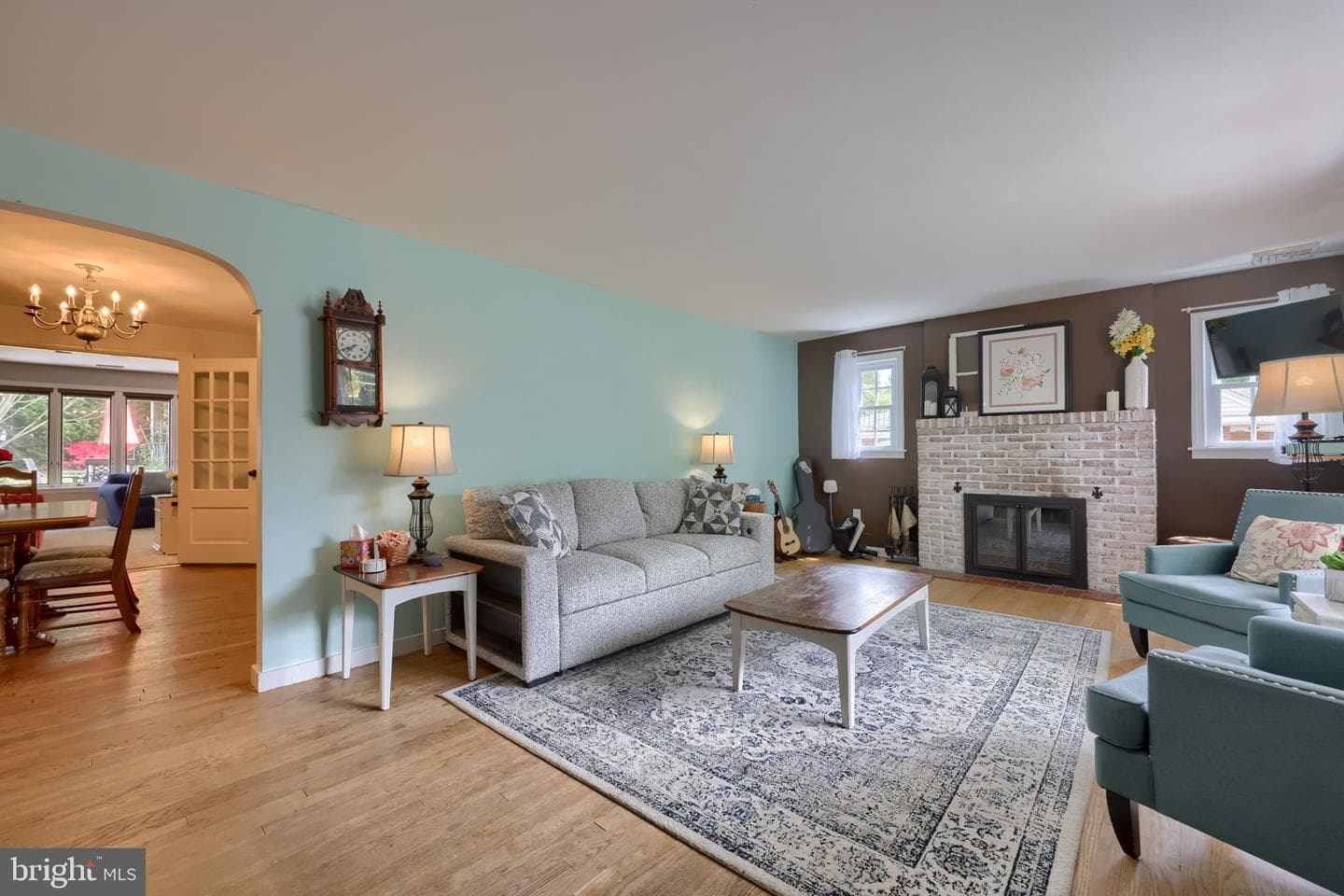 1717 Wilson Avenue photo 5