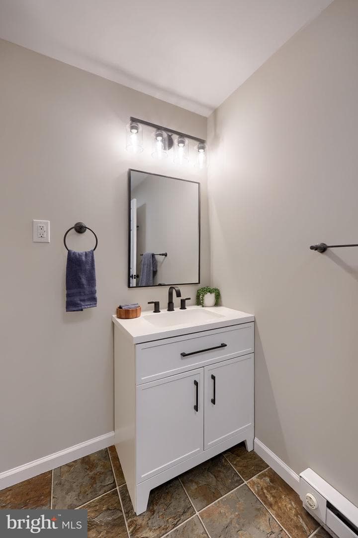 400 Kinderhook Road photo 15