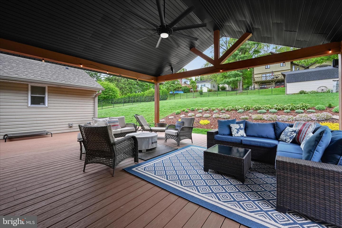 230 Edgewood Drive photo 39