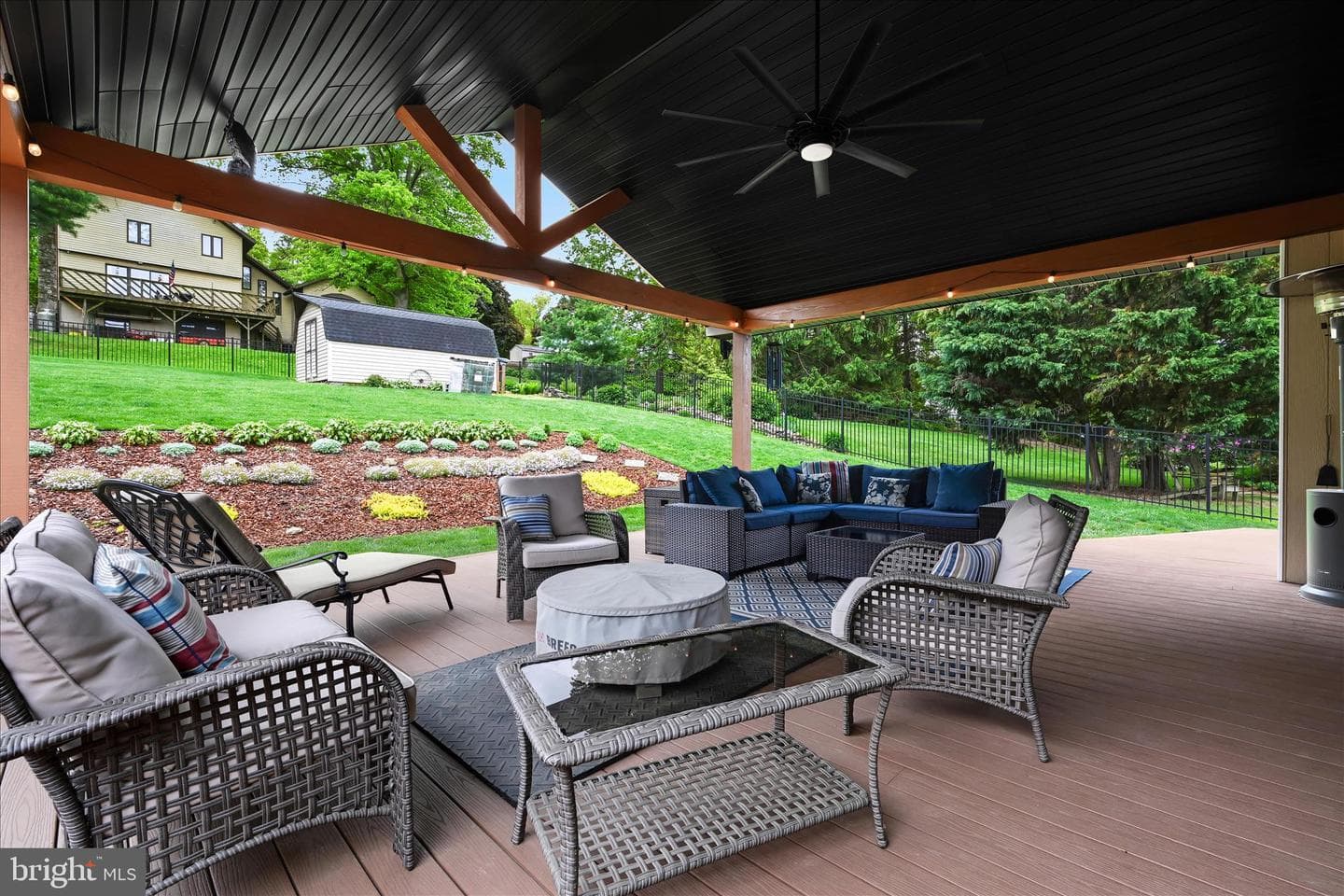 230 Edgewood Drive photo 40
