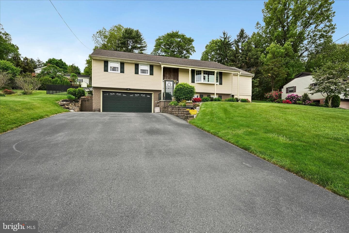 230 Edgewood Drive photo 5