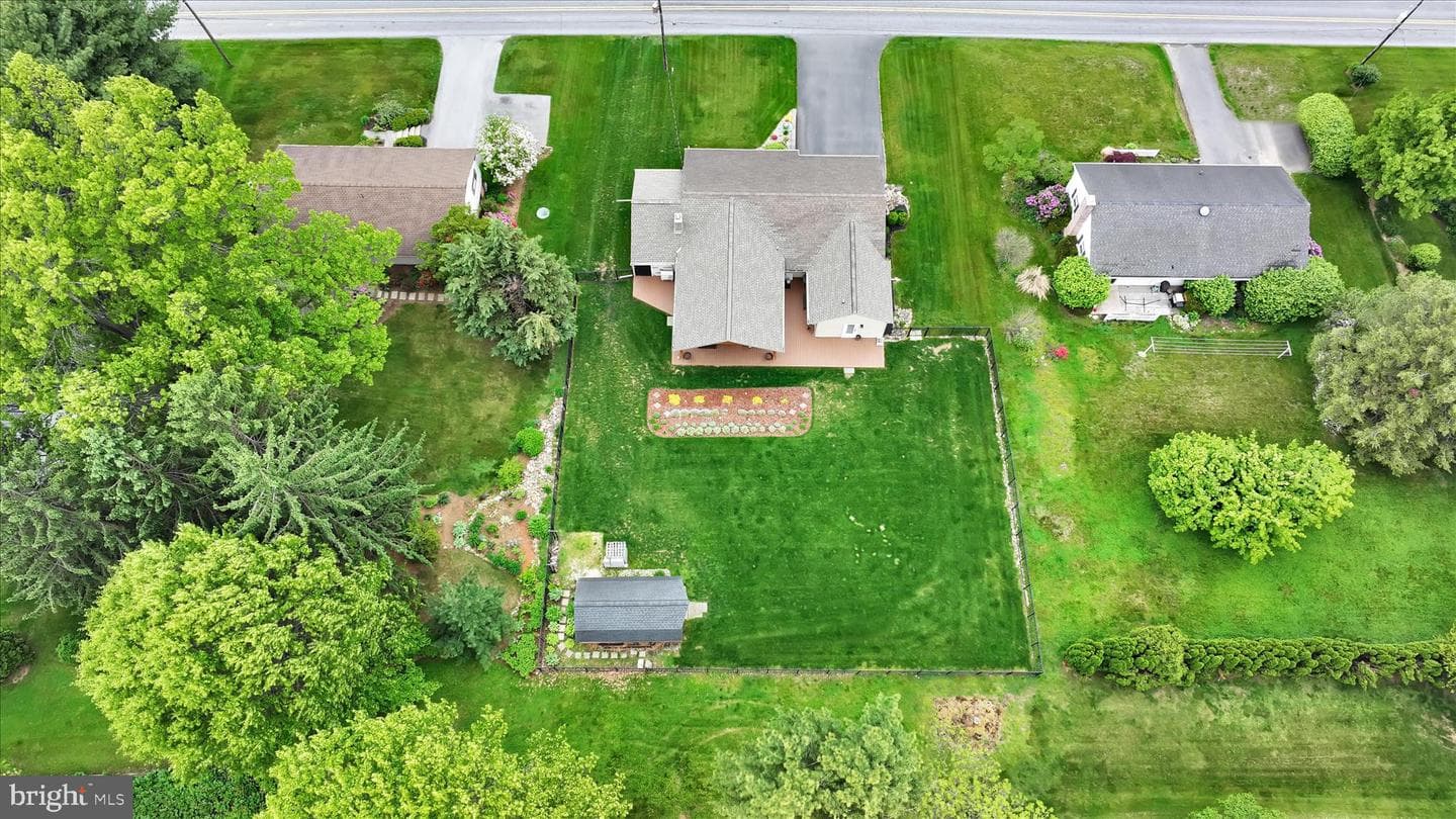 230 Edgewood Drive photo 50