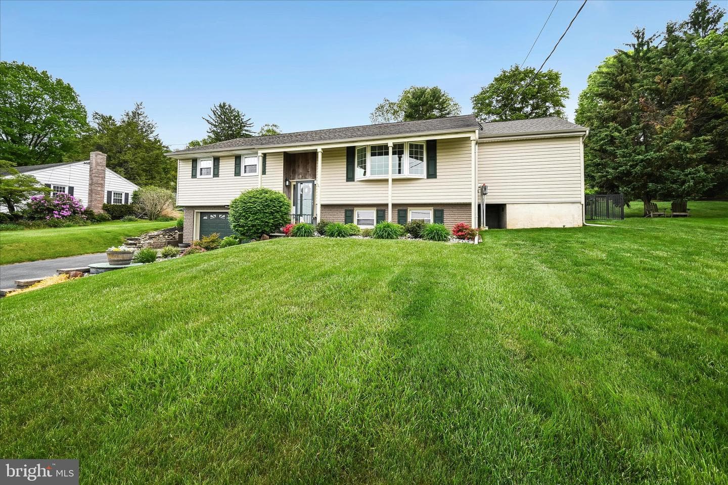 230 Edgewood Drive photo 8
