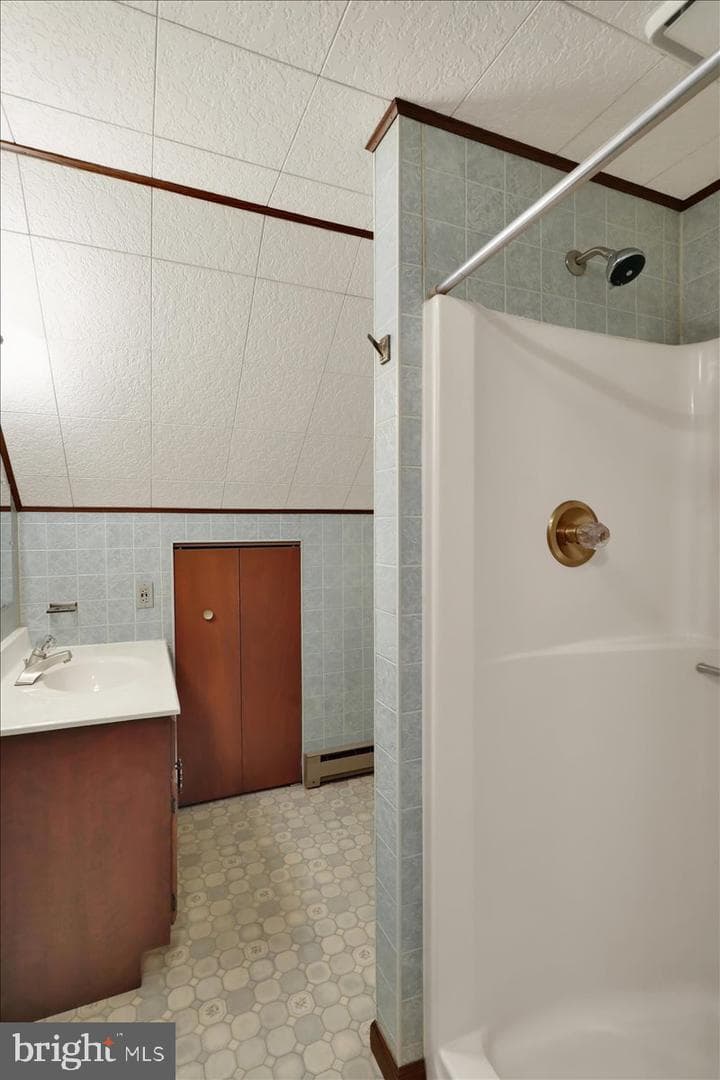 2487 Ellendale Drive photo 28
