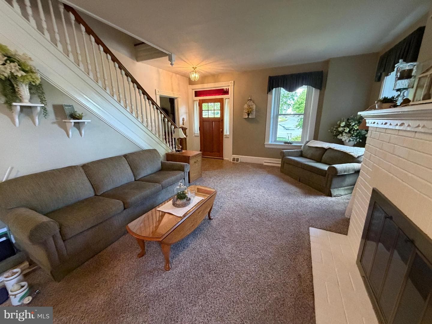 1564 Millport Road photo 9