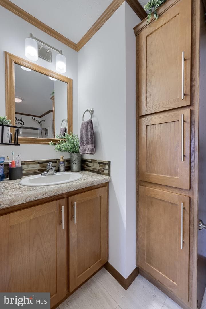 1003 Elm Street photo 21