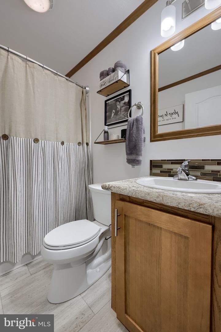 1003 Elm Street photo 25