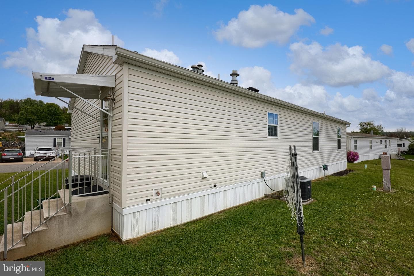 1003 Elm Street photo 27